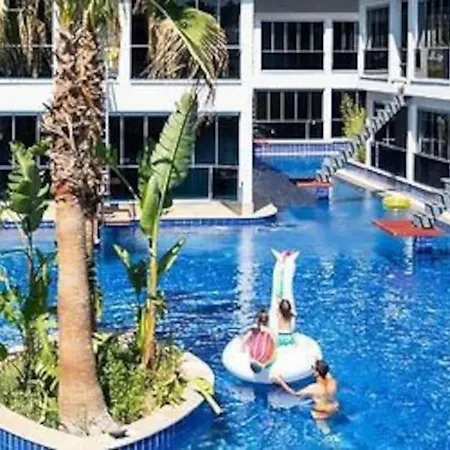 Essiz Konsept Daireden Havuza Ozel Girisli Appartement *